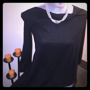 Long sleeve asymmetrical black shirt